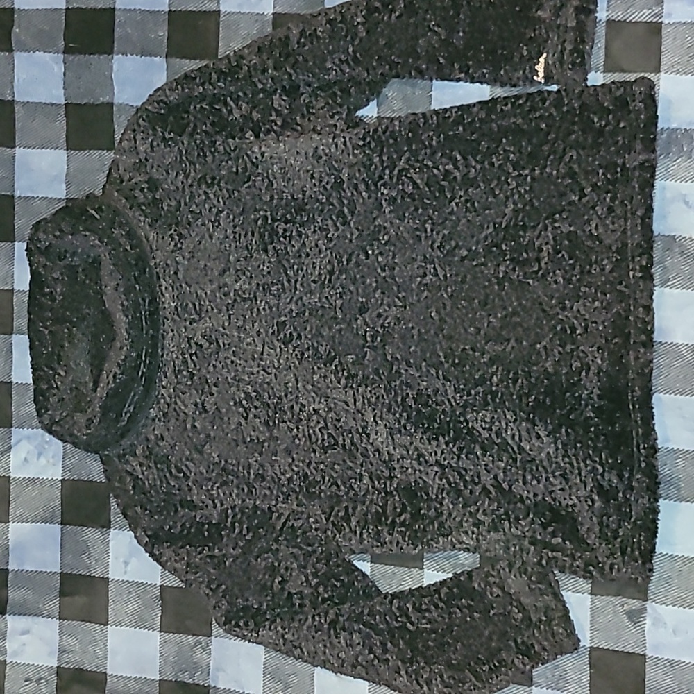 Vintage. Made in USA. Cabela's. Fuzzy Pullover T-neck. Women's size XL